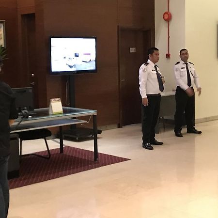 Luxy Service Suites At Times Square Kl 쿠알라룸푸르 외부 사진