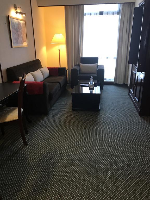 Luxy Service Suites At Times Square Kl 쿠알라룸푸르 외부 사진