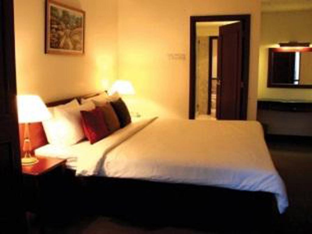 Luxy Service Suites At Times Square Kl 쿠알라룸푸르 외부 사진